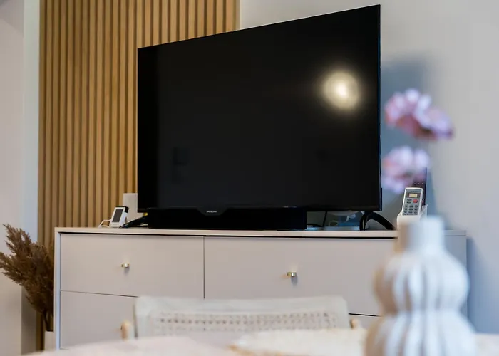 Grunwald Raszynska By Bookinghost 아파트 *